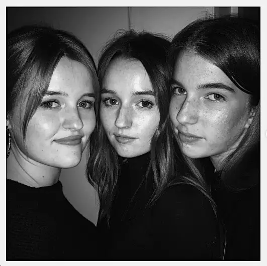 Kaitlyn Dever With Her Sisters