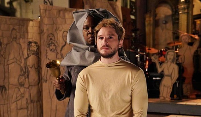 Leslie Jones with actor Kit Harrington during one of SNL short sketches in 2019