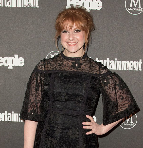 Julie Klausner Metaphorically Married! Surprisingly, Husband Is Not Man