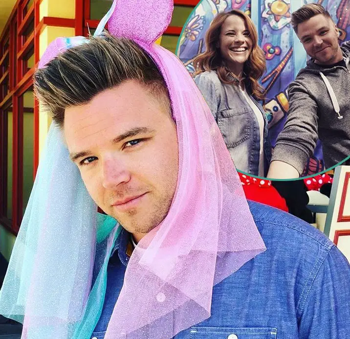 Brett Davern Is Not Gay! Escaleted Dating Affair, Already Parents With Wife