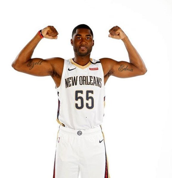 E'Twaun Moore Wife, Dating, Family, College