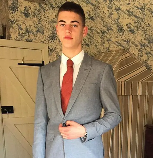 Hero Fiennes Tiffin Dating Status Gay Family Details 19