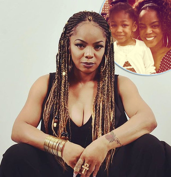  Leela James' Partner From Music Industry, Parents To Two Kids, Soon-To-Be Husband?