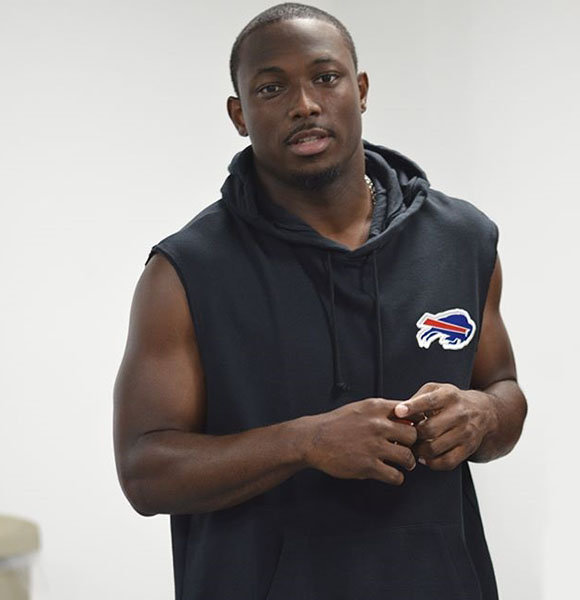 LeSean McCoy, Massive Salary & Net Worth Bagger & Girlfriend Engaged - In Lawsuit