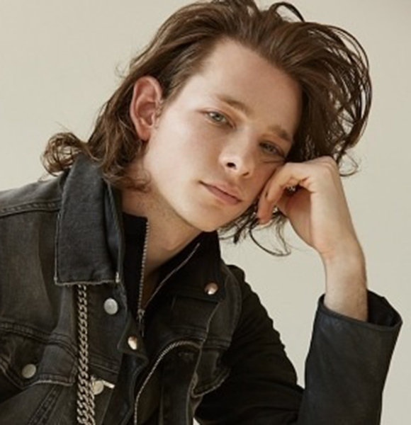 Mike Faist Still With His Girlfriend? Details About His Gay Rumors