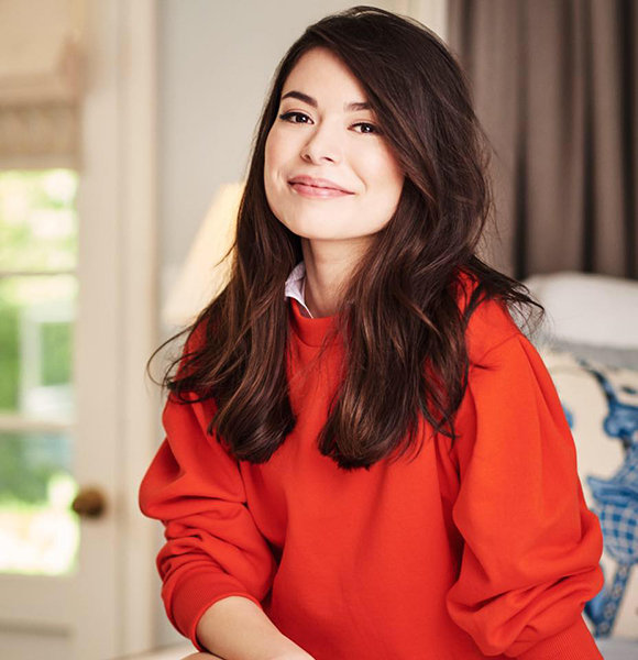 Is Miranda Cosgrove Dating? iCarly Reboot, Past Romances & More