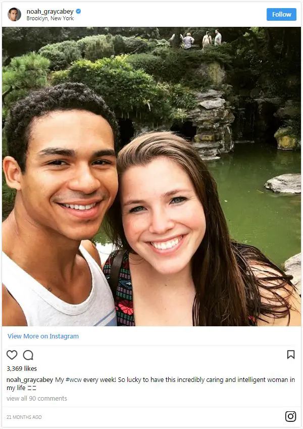 Noah Gray-Cabey with hisÃ‚Â girlfriend at Brooklyn, New YorkÃ‚Â 