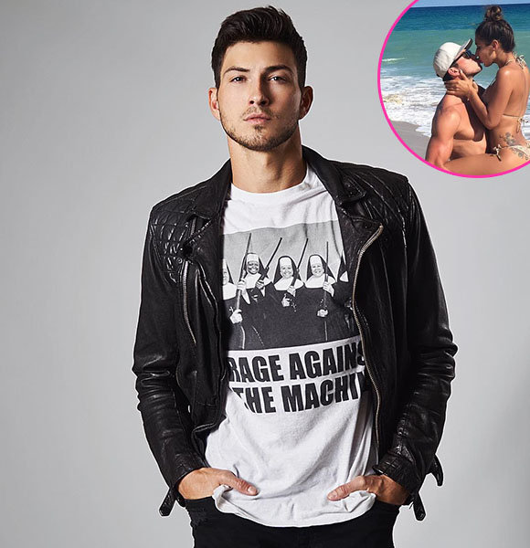 Robert Scott Wilson Wife, Gay, Single, Family