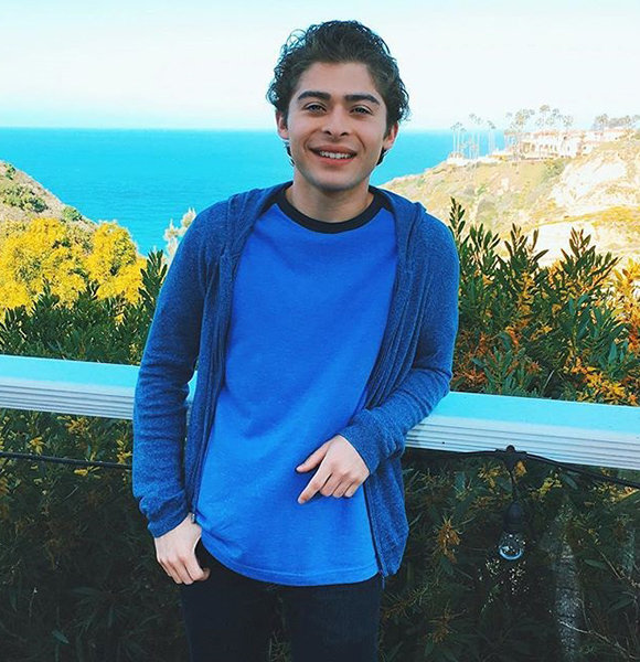 Ryan Ochoa Girlfriend, Gay, Parents, Ethnicity