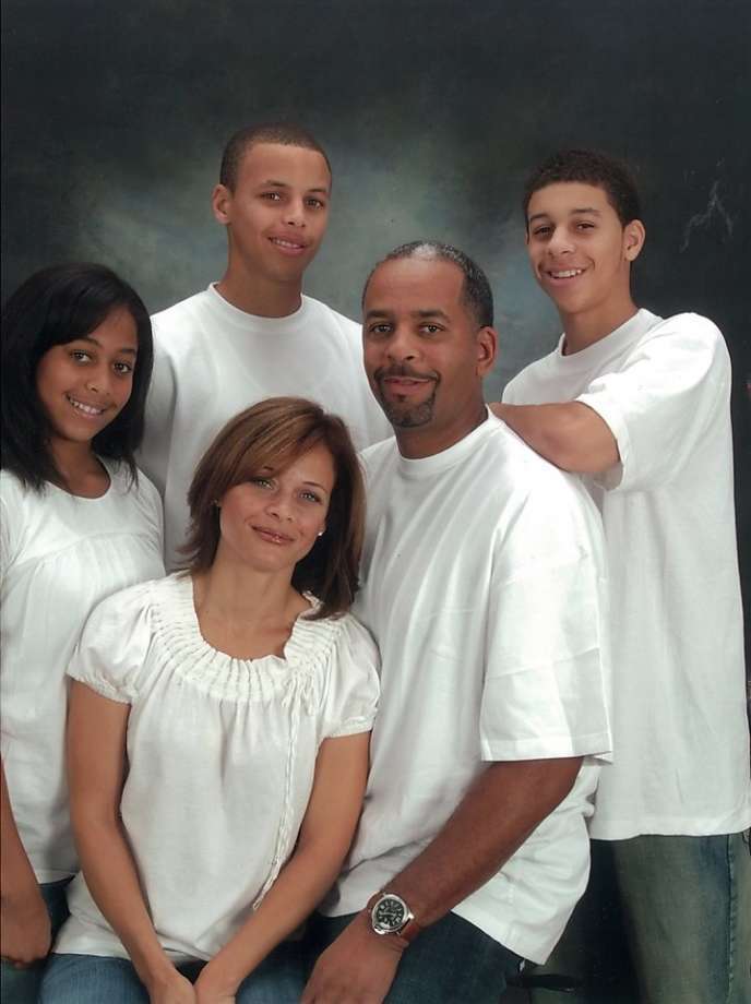 sonya-curry-bio-age-height-ethnicity-net-worth-parents