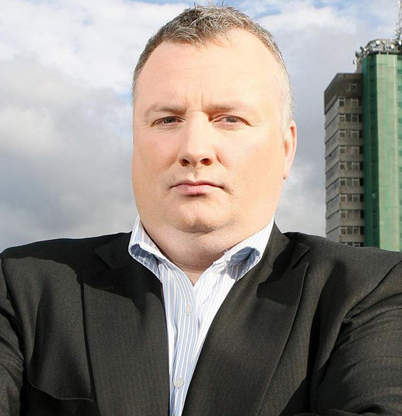 The BBC Host Stephen Nolan Is Gay? Has Been Suing Twitter Trolls ! 