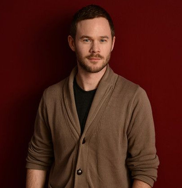 Breaking Down Specualtions of Aaron Ashmore Being Gay- What's the Truth?