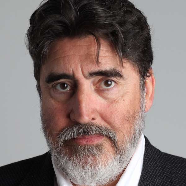 Alfred Molina, a British Nationality actor