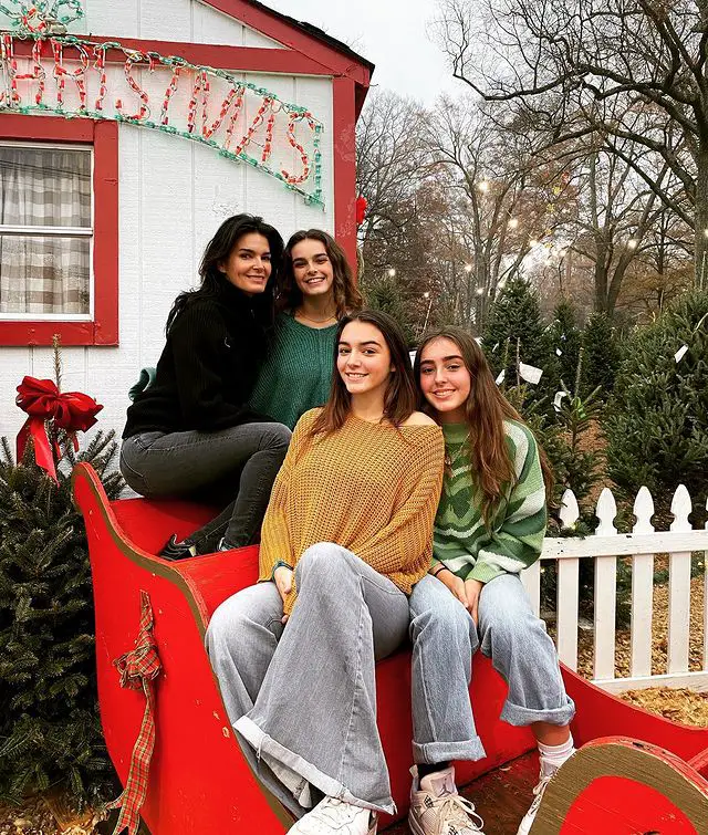 Angie Harmon With Her Three Daughters During Christmas