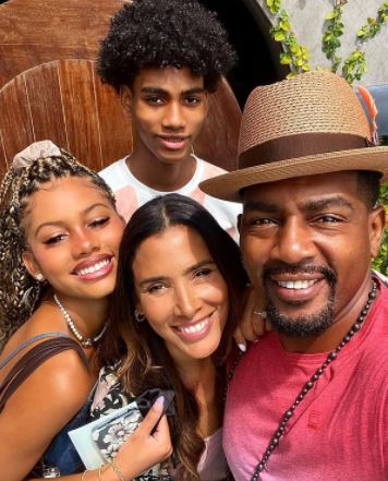 Bill Bellamy And His Family