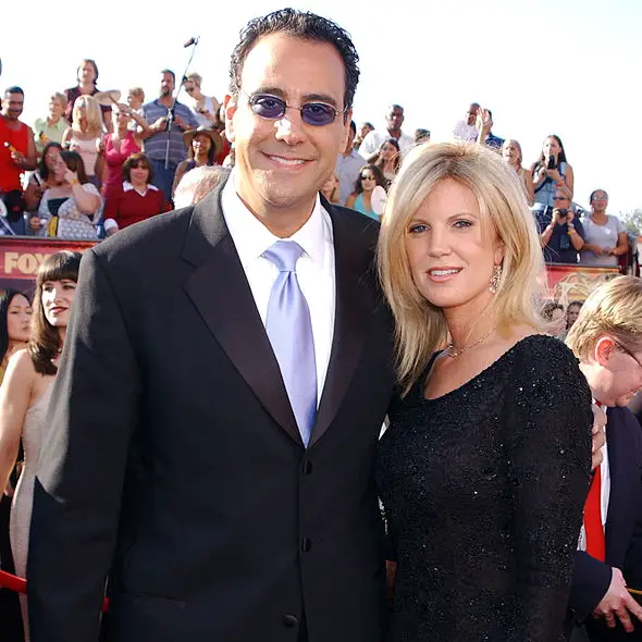 Soon To Be Married Brad Garrett Proves That Age Is Just A Number With His Longtime Girlfriend; Know Every Detail