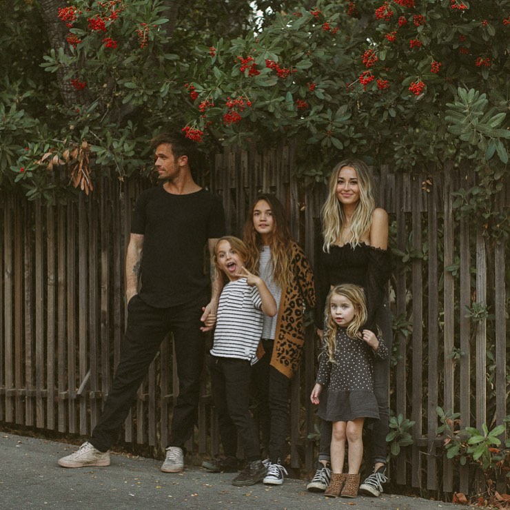 Cam Gigandet with His Partner & Kids 