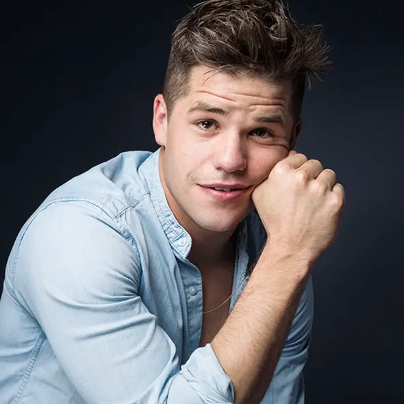 Charlie Carver Just Needed A Quote To Come Out As A Gay Man; Has A Boyfriend?