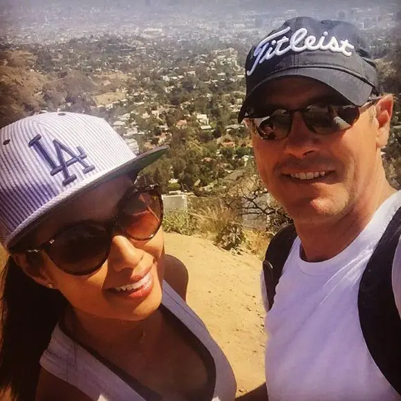 Allegedly Gay, Chris Jacobs Enjoying Moments With Girlfriend in Paradise, Is He Married? His Wife!