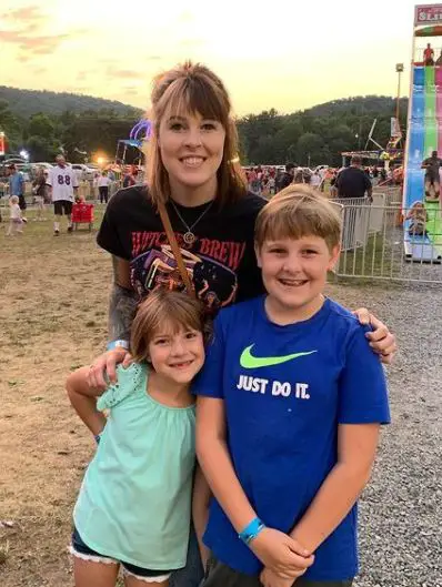 Crazy Camp Lady With Her Two Children