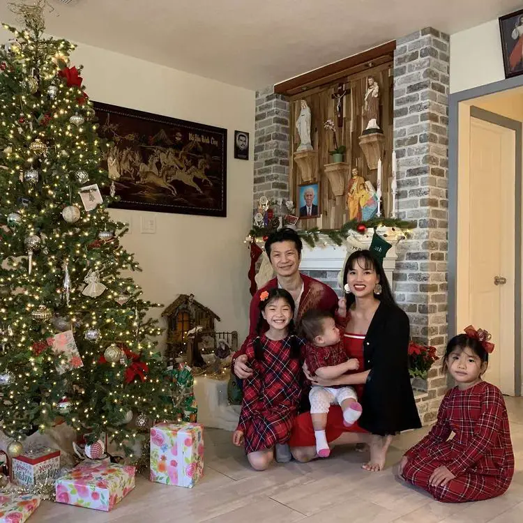 Dustin Nguyen, His Wife & His Children