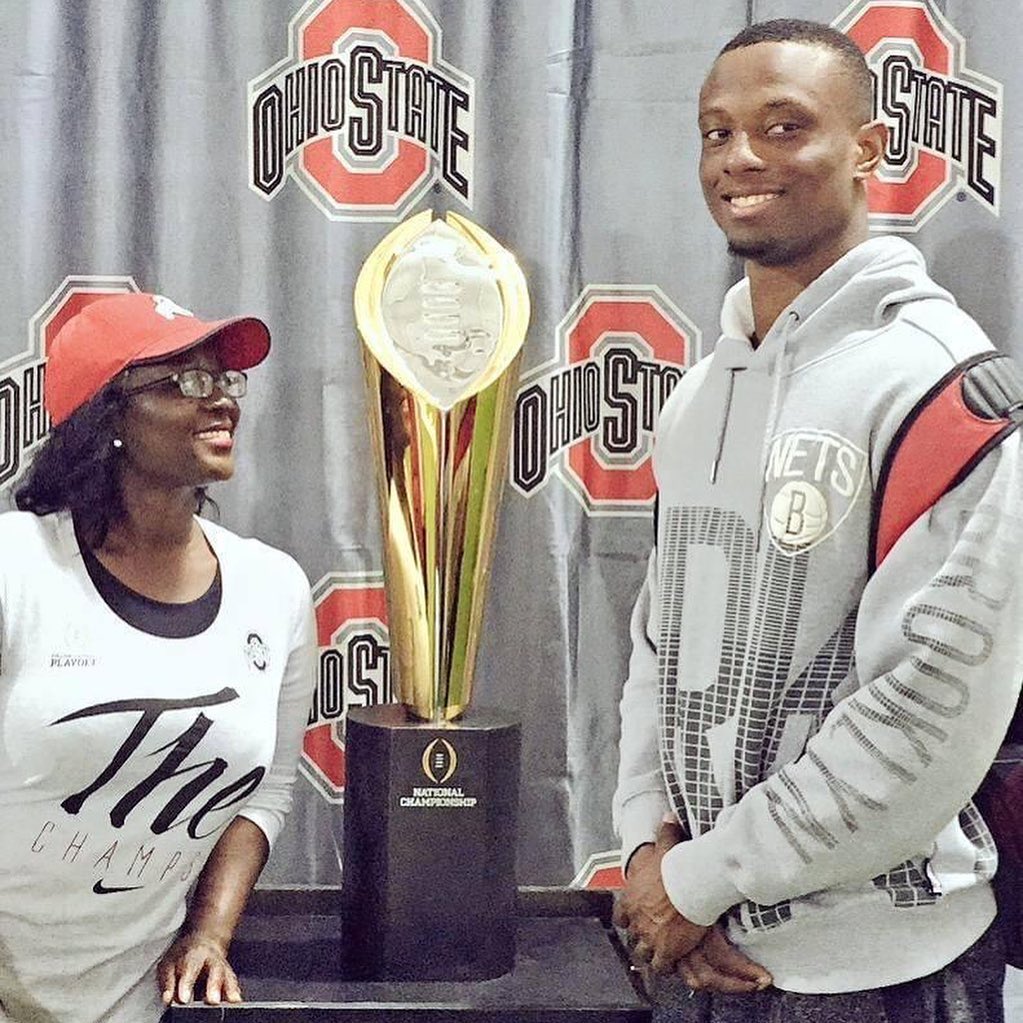 Eli Apple and His Mom Together During Ohio State Championship