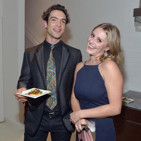 Ethan Peck: Still Dating With Julianna Guill? No Mentions of Girlfriend or Affair in Social Media