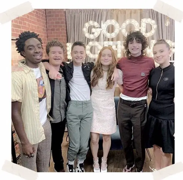 Finn Wolfhard With His Fellow Cast Members 
