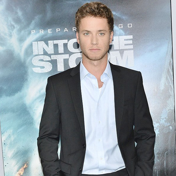 Jeremy Sumpter Declared His Engagement With Girlfriend Via Instagram And Recently Made Another Announcement; Getting Married?