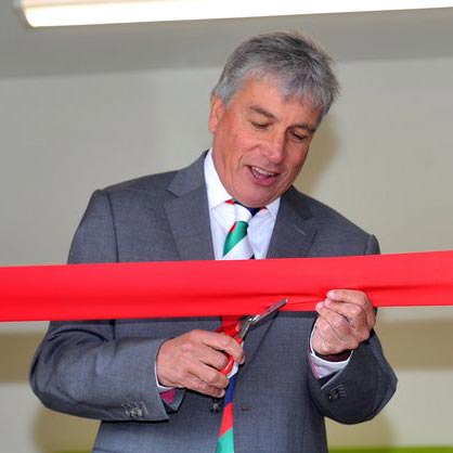 BBC And ITV Broadcaster John Inverdale Opens a Community Cafe For Pupils! Inspired By His Daughter For That?