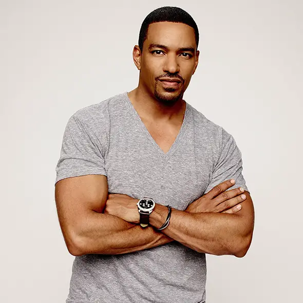 Actor Laz Alonso Searching for a Girlfriend or Has a Wife Already? 