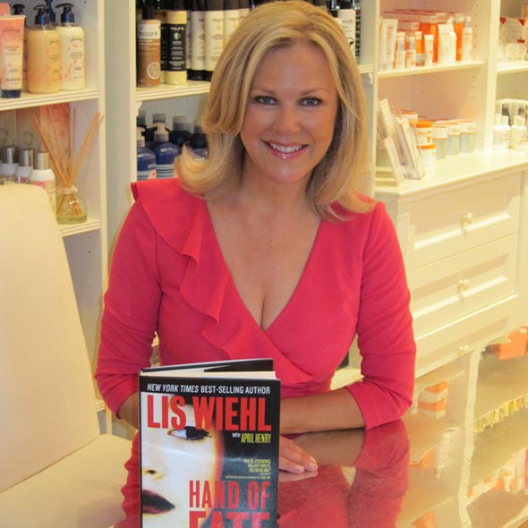 American Best Selling Author Lis Wiehl And Her Divorce With Attorney Husband, Mickey Sherman; Children?