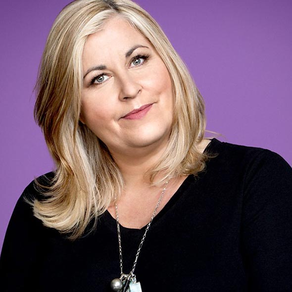 Liza Tarbuck: Neither Lesbian Nor Single; Loves The Male Company. Boyfriend or Husband?