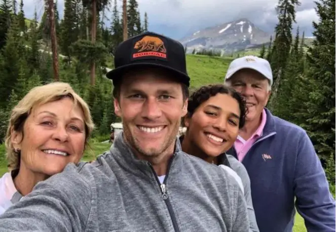 Maya Brady With Tom Brady (Centre) And Her Parents