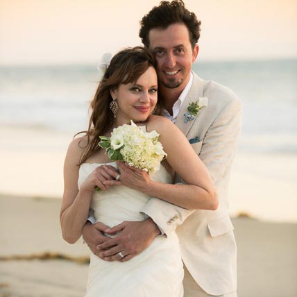 Hot Melinda Clarke's Beach Wedding With River Rafting Husband