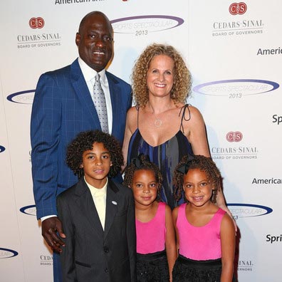 Michael Cooper's Wife and 4 Children: Family of Six, Residing in $1.1 Million Worth House