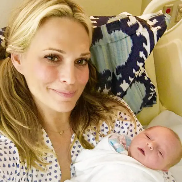Molly Sims Is Now Officially Not Pregnant; Not After The Birth Of Her Baby No.3