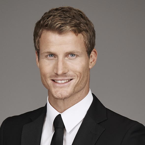 Richie Strahan in Next Season of "The Bachelor": Dating 22 Women at a Time