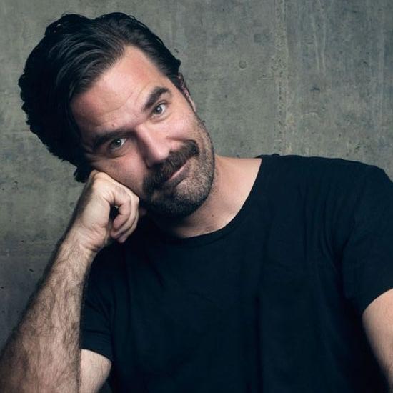 Stand-Up Comedian Rob Delaney's Wife: Funniest Person For Him. Meet the Family of Five