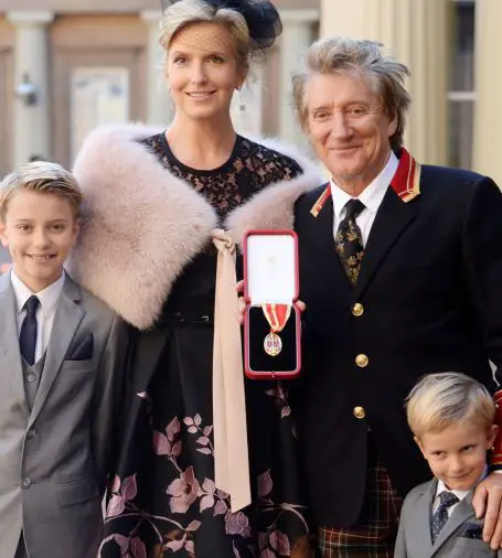 Rod with his kids and spouse, Penny, receiving a medal of honor