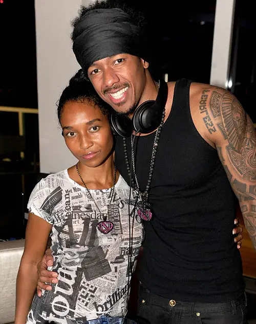 TLC songstress Rozonda 'Chilli' Thomas gets spotted cuddling with AGT's host and ex-boyfriend Nick Cannon in the Bahamas