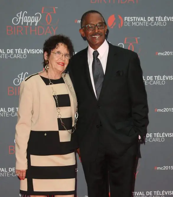 Antonio Fargas making red carpet appearance with his wife
