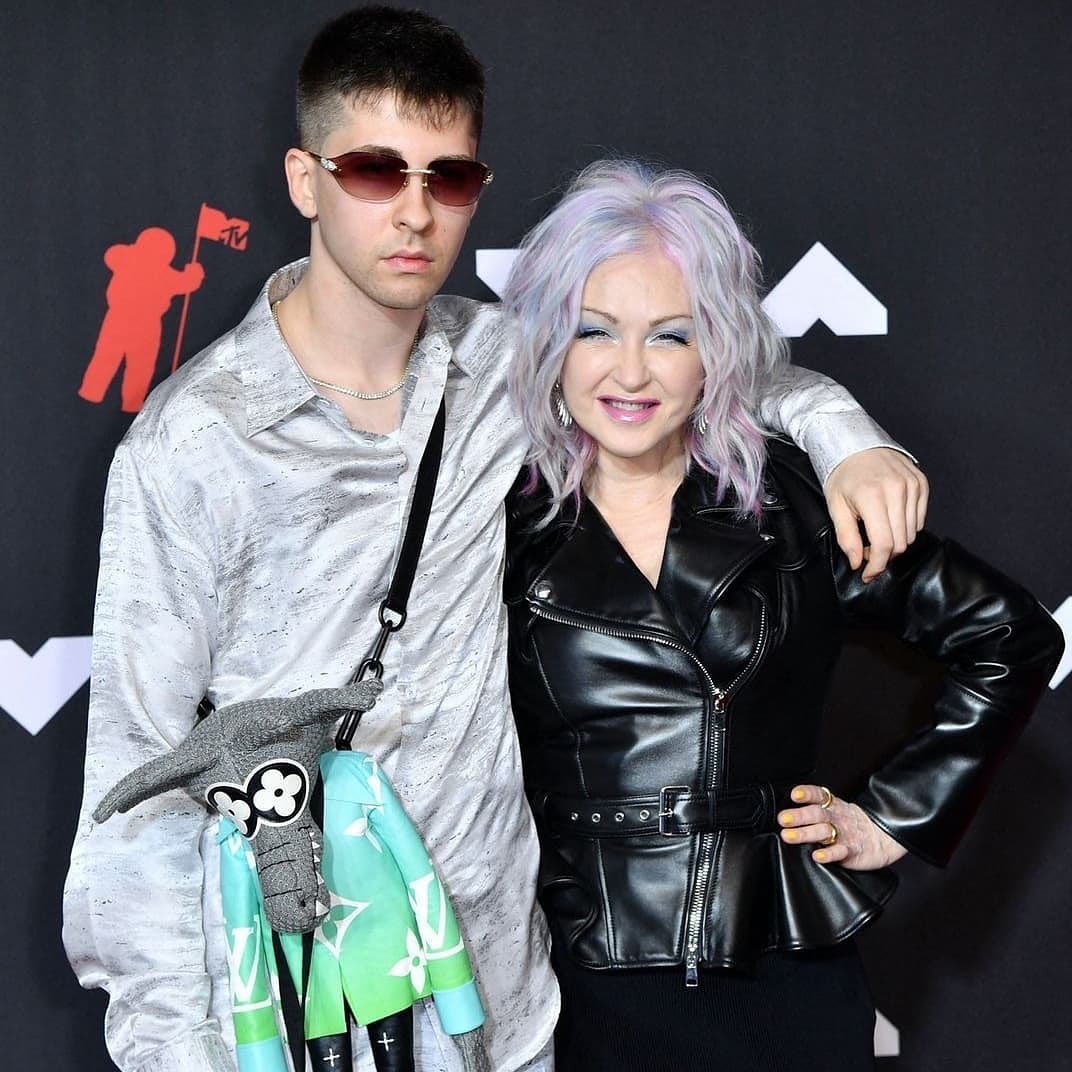 Cyndi Lauper png with her son, Dex Lauper 