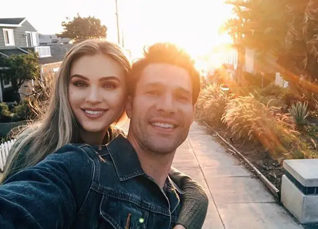 Aaron-O'Connell-With-Wife-Natalie-Pack-2020