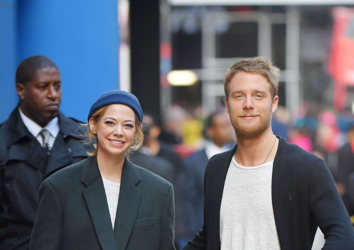 Analeigh-Tipton-With-Ex-Boyfriend-Jake-McDorman-2020