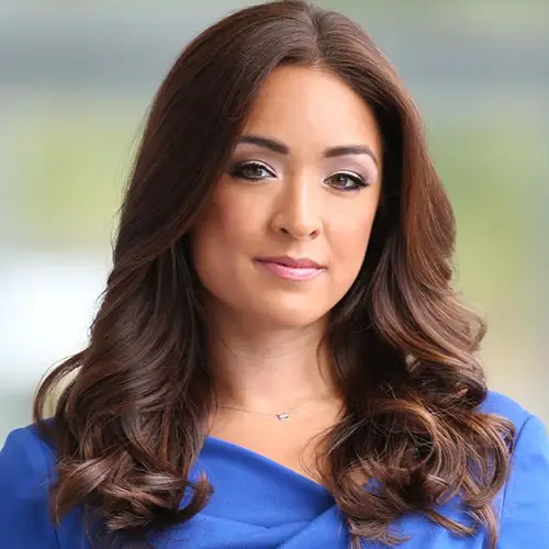 Journalist of Mix Ethnicity, Cassidy Hubbarth, And Her Fondness For Sports: Boyfriend Rumors, Married, Husband?