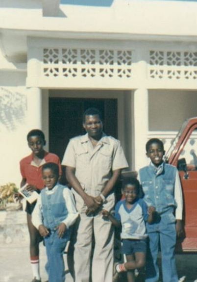 Daliso-Chaponda-Parents-Siblings