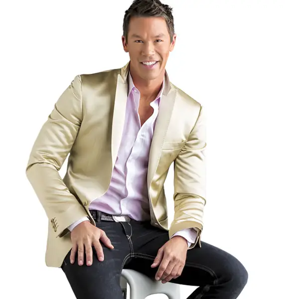 Wanted To See Openly Gay Man David Bromstad's Stunning Partner-In-Crime Boyfriend? Feast Your Eyes Here