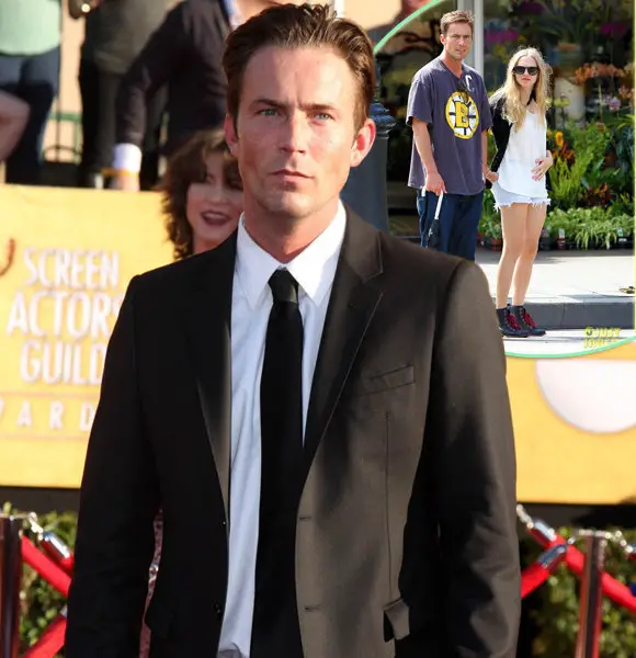 Desmond Harrington Dating Anyone After Being Seen With Girlfriend Once; Metaphorically Married With Career?