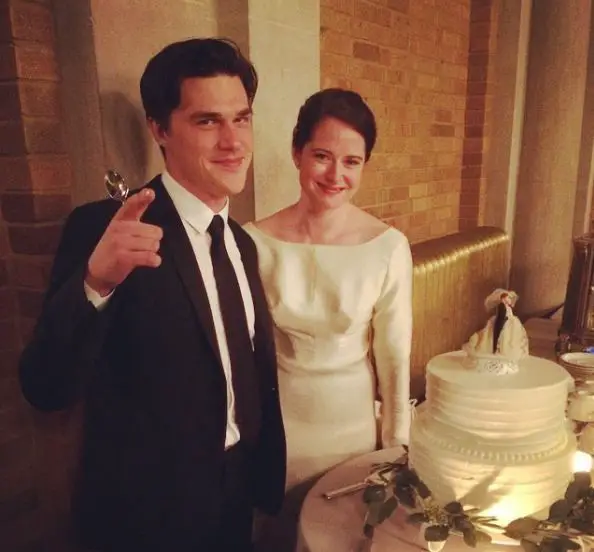 Finn Wittrock poses with wife Sarah Roberts at their wedding on 18th October 2018